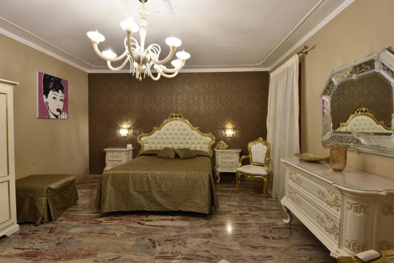 Ca' Del Cinema B&B Veneţia Exterior foto