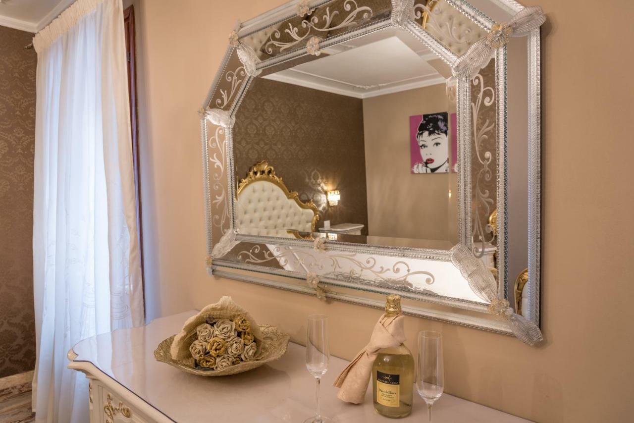 Ca' Del Cinema B&B Veneţia Exterior foto
