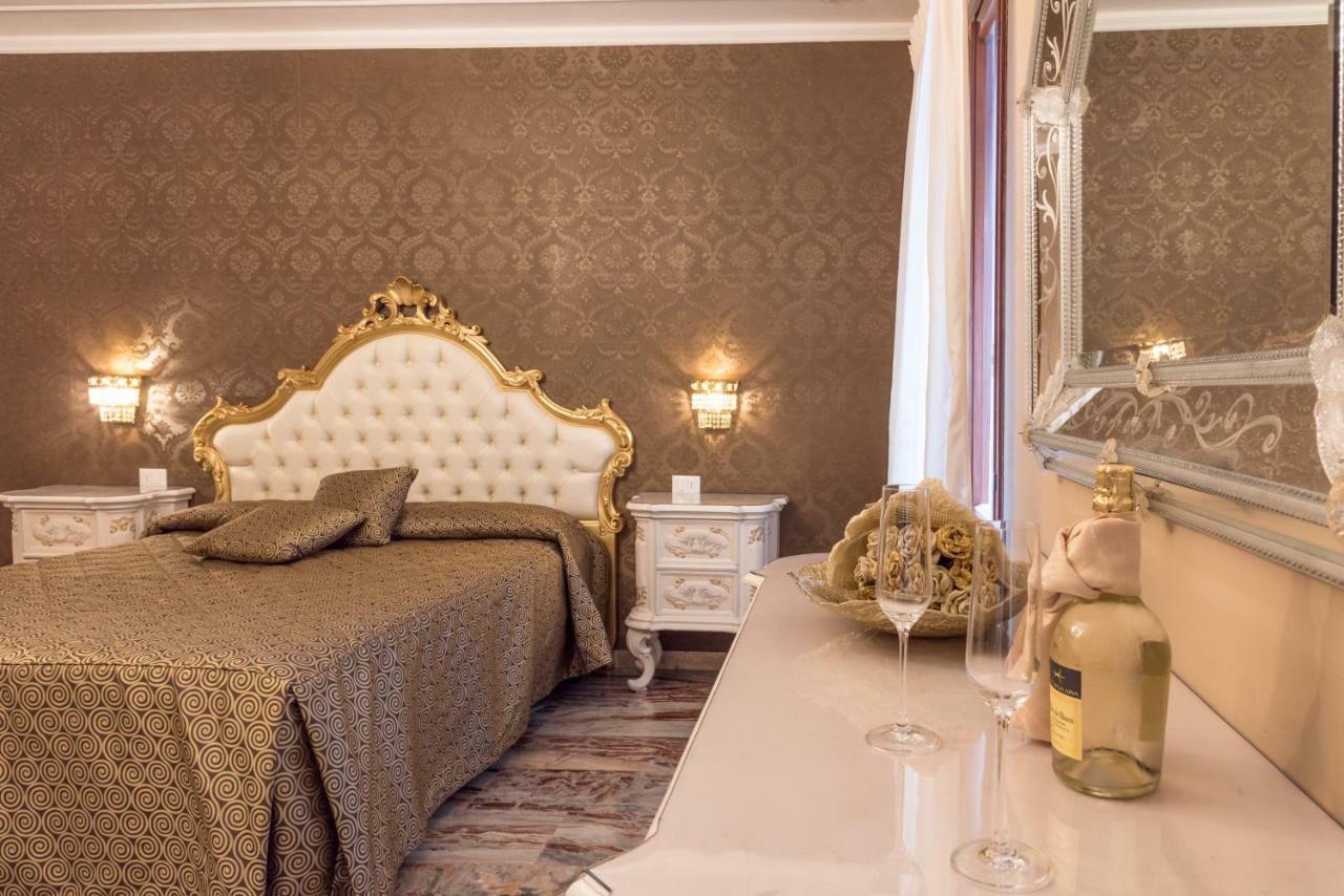 Ca' Del Cinema B&B Veneţia Exterior foto